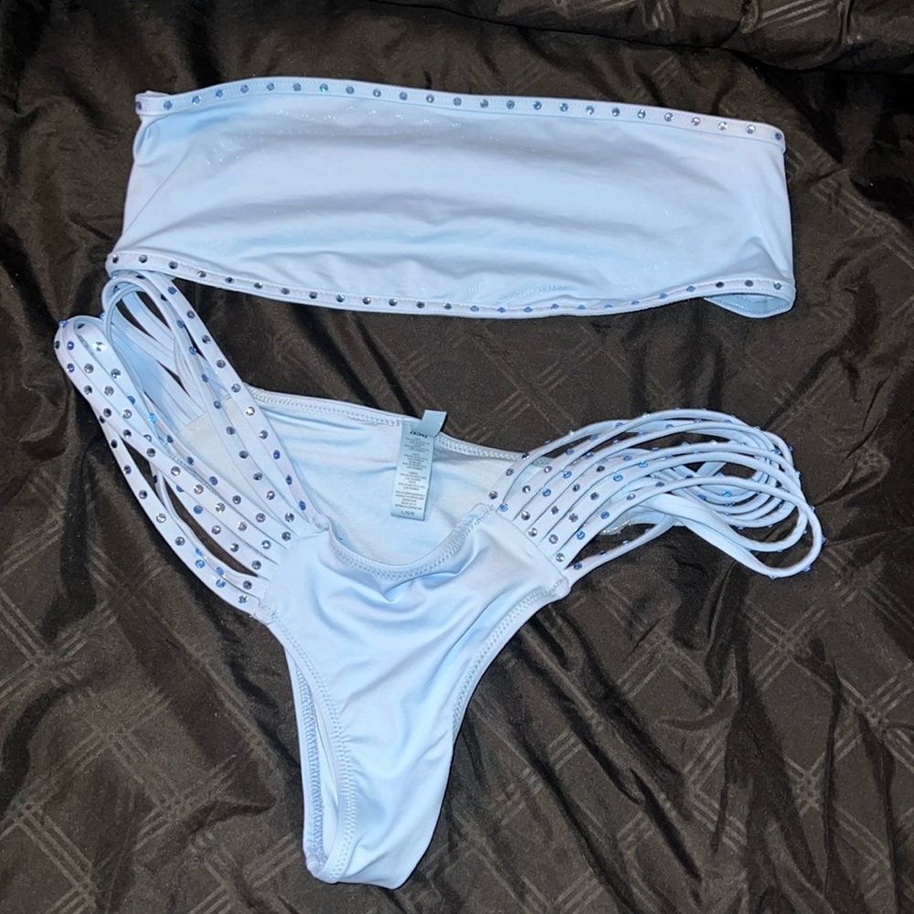 Skims Limited edition swim